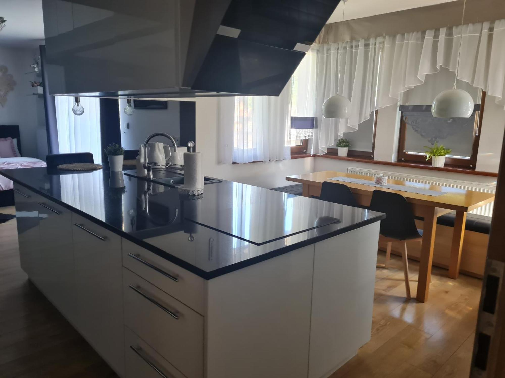 U Tatarow Apartment Suche Room photo